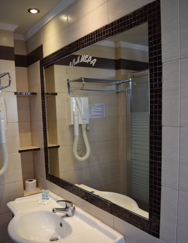 Hotel Serenity Tolo 28/31