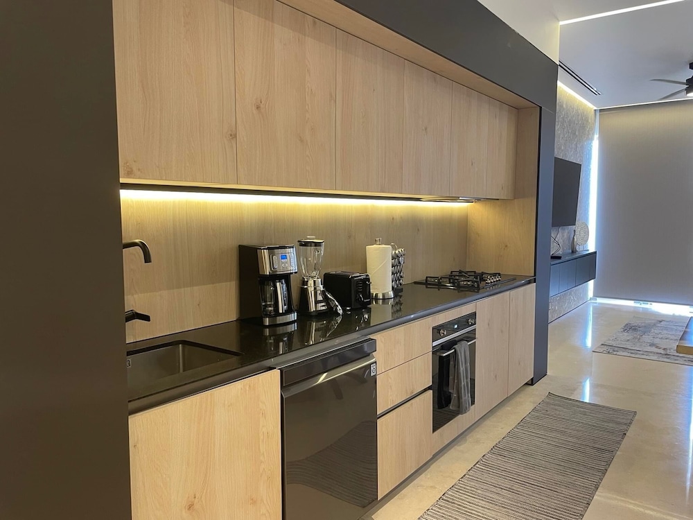 D Terrace Luxury Residences 8/50