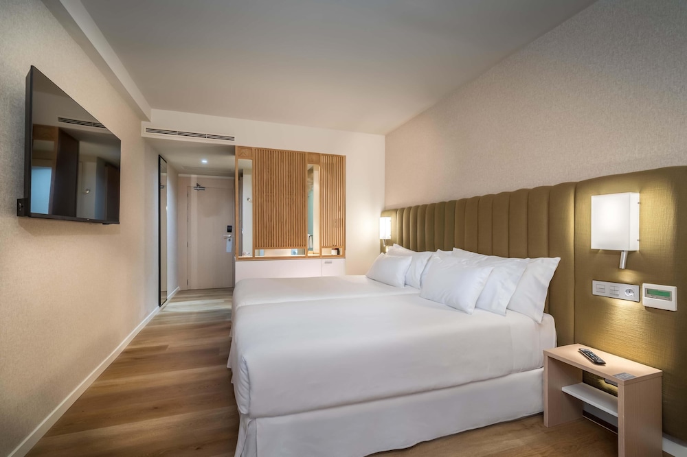 Barcelo Nervion 15/50