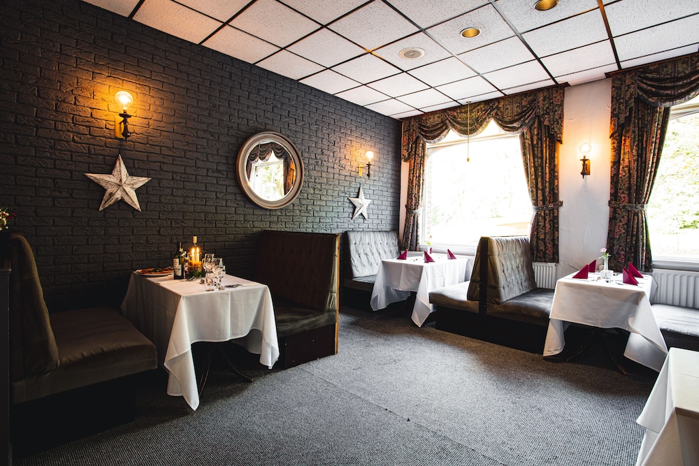 Borough Arms Hotel 23/31
