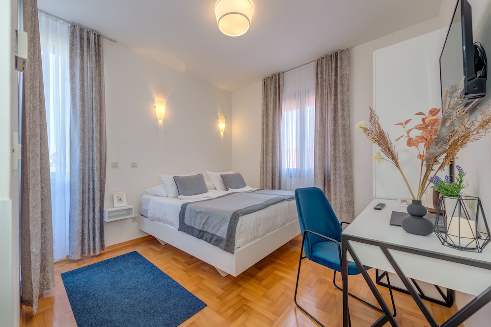 Hotel Pax 72/98