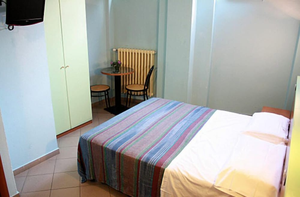 Hotel Mercurio 11/27