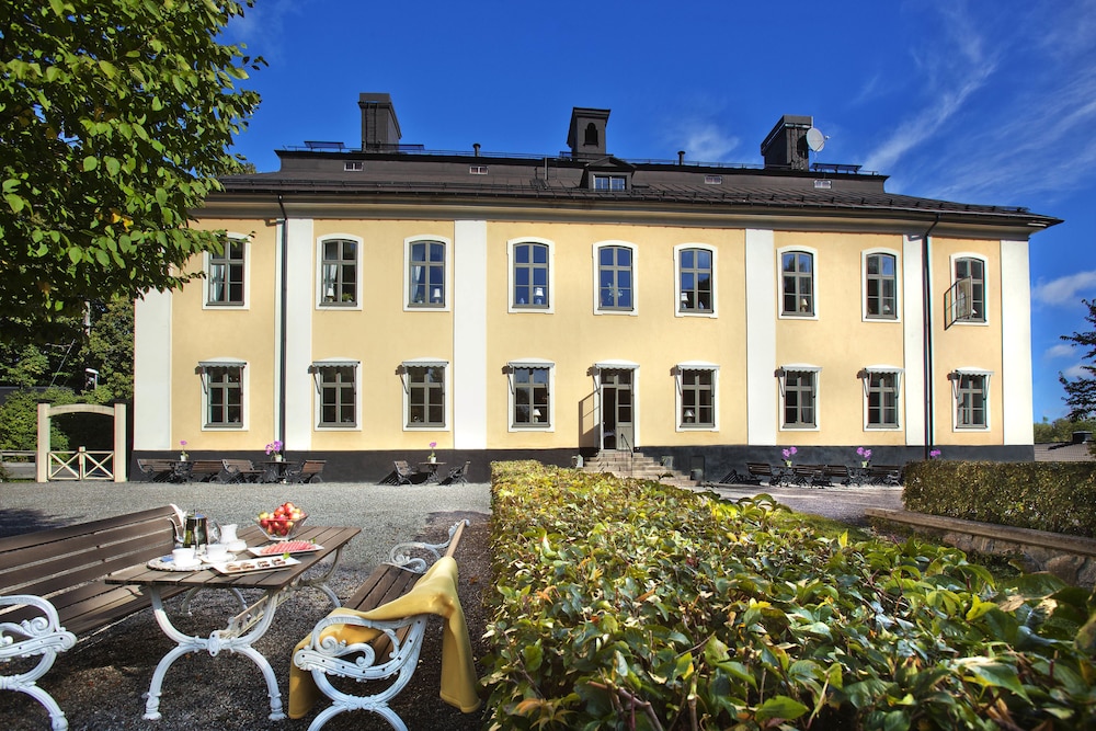 Akeshofs Slott photo1