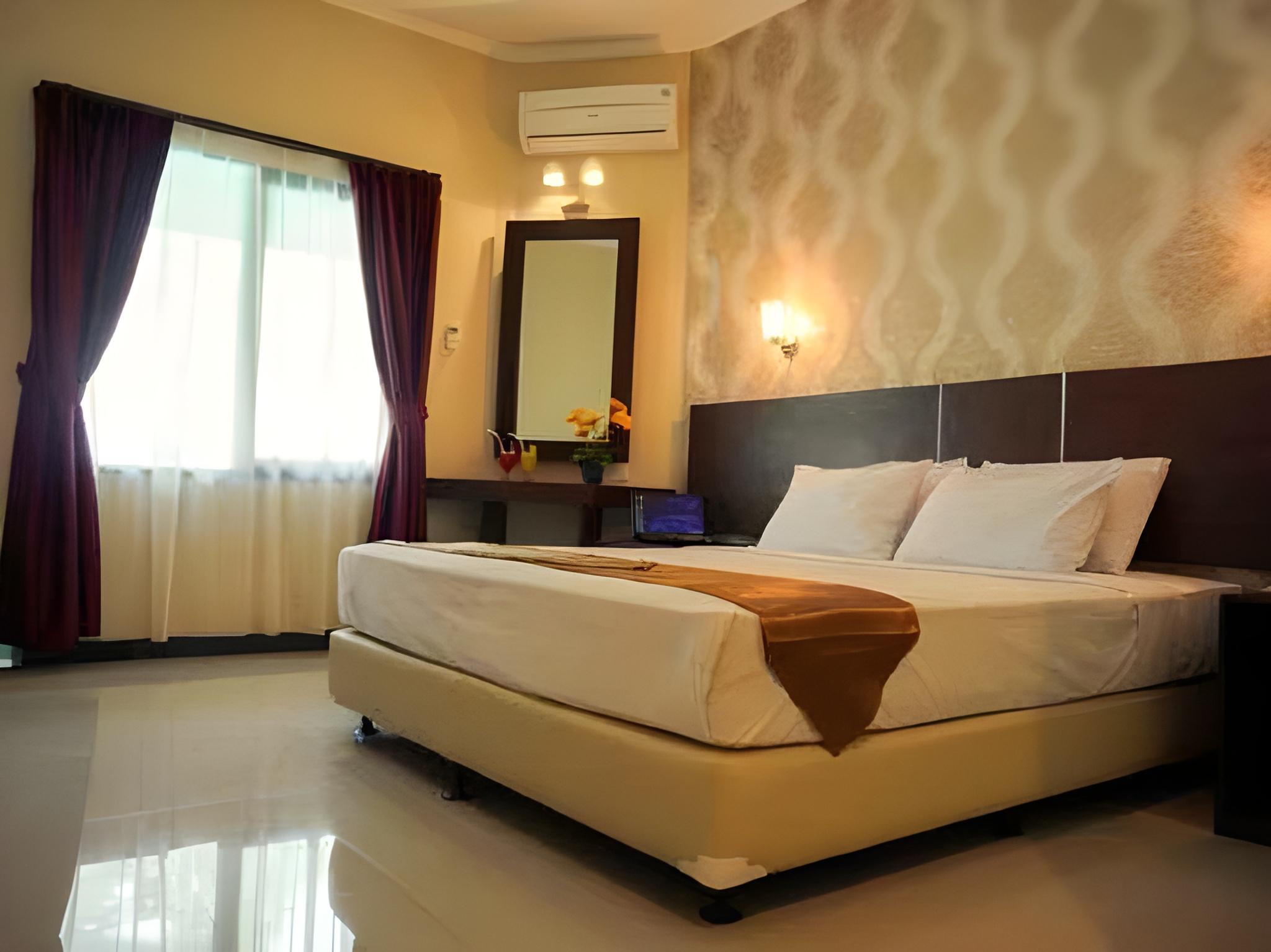Standard, Double or Twin Bed