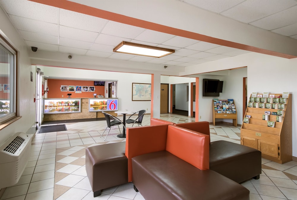 Motel6 Davenport, IA 19/29