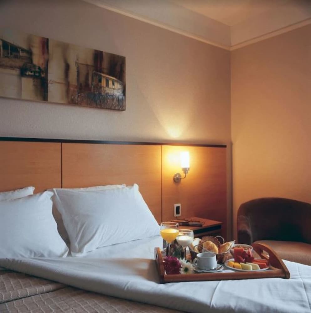 Hotel Intercity Caxias do Sul 22/66