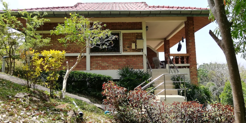 Freedom Estate photo1