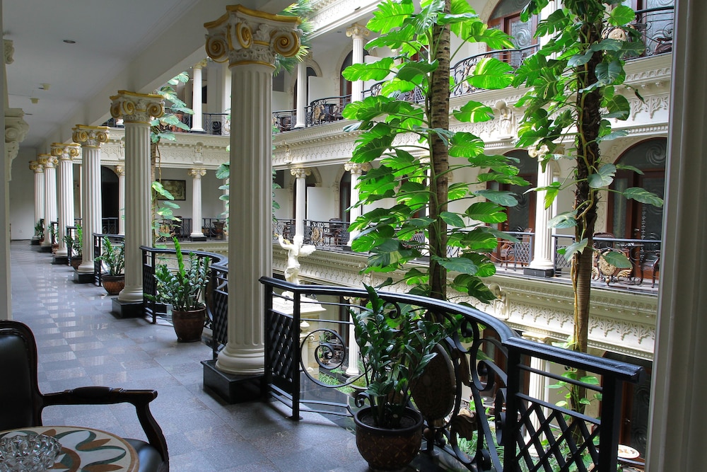 The Grand Palace Hotel Malang 6/58