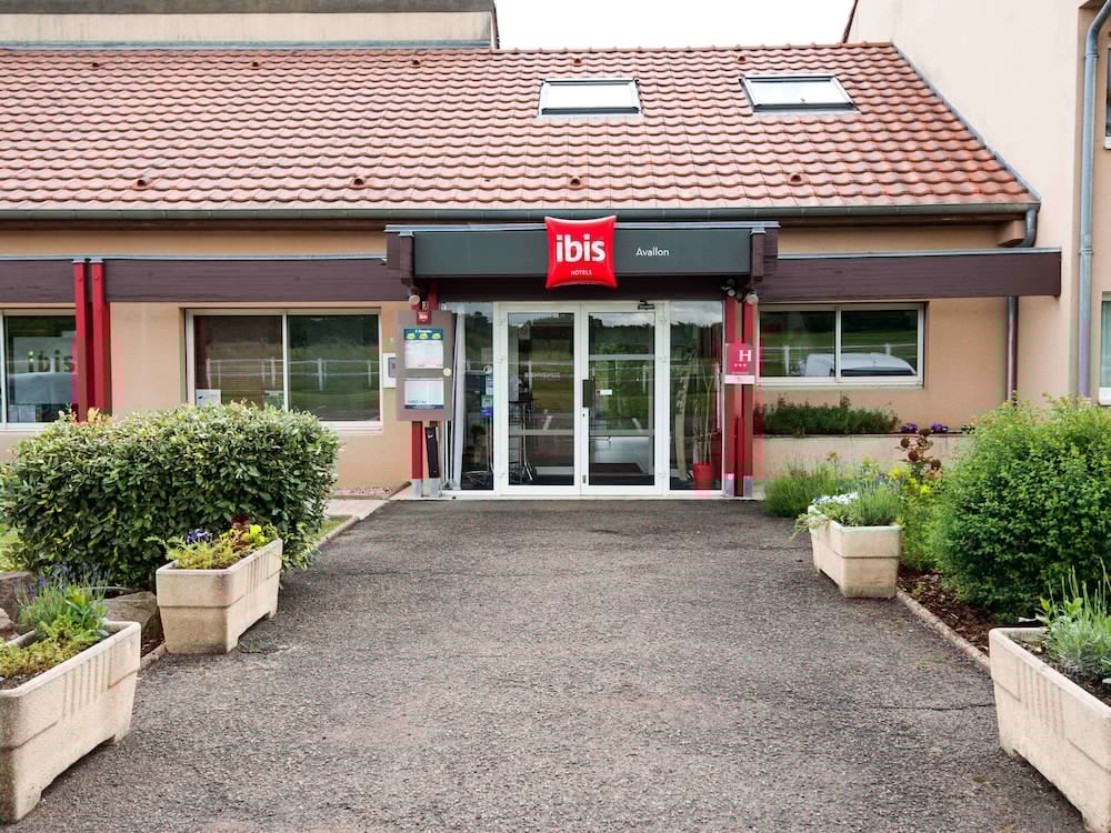 Hotel Ibis Avallon 2/55
