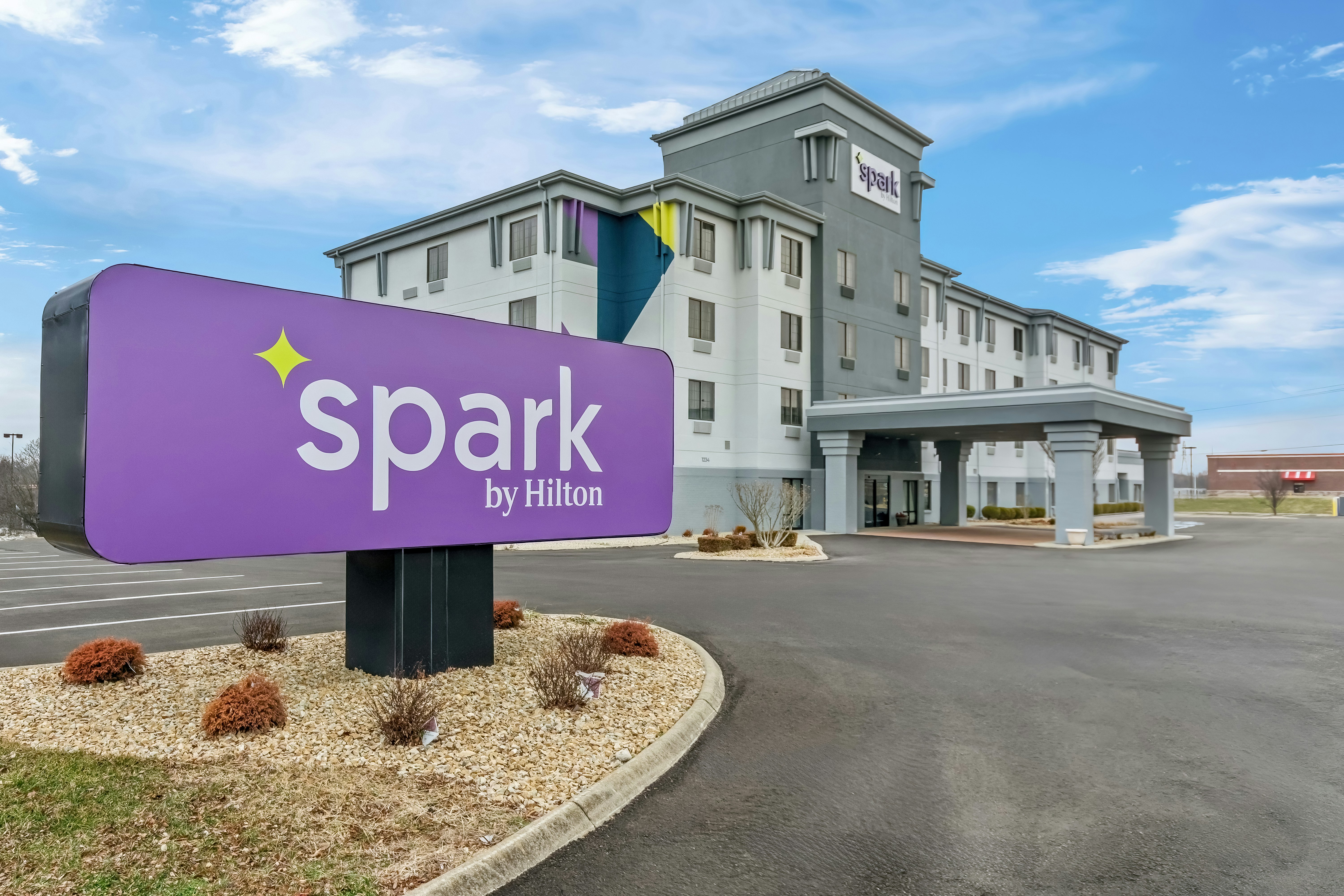 Spark by Hilton Cincinnati Fairfield 41/42