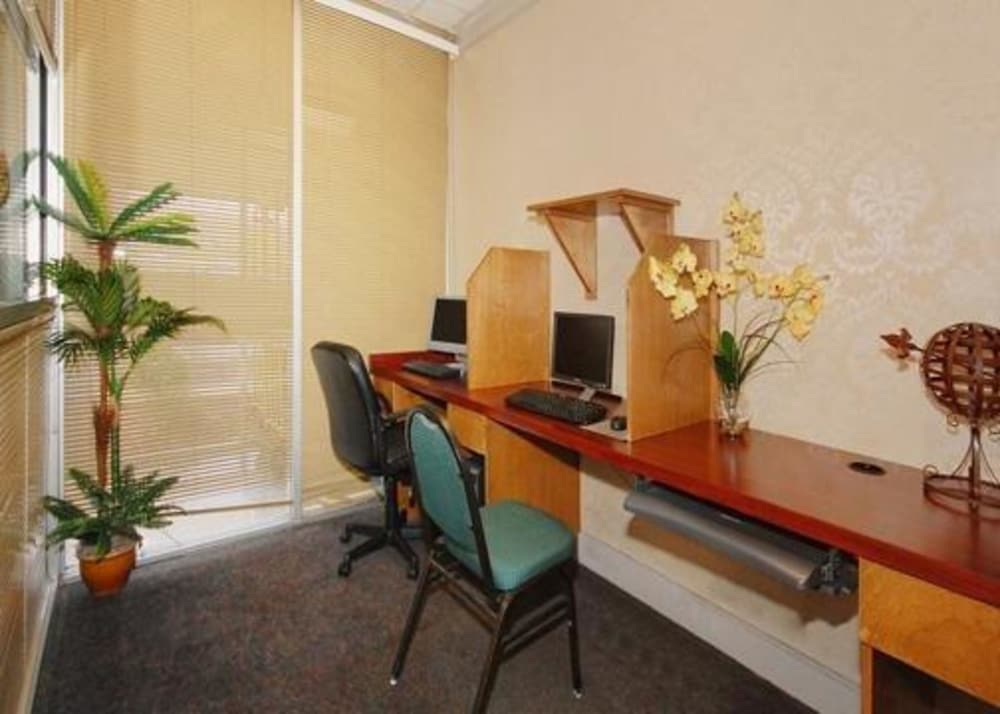 Quality Inn Elizabeth City near University 34/44