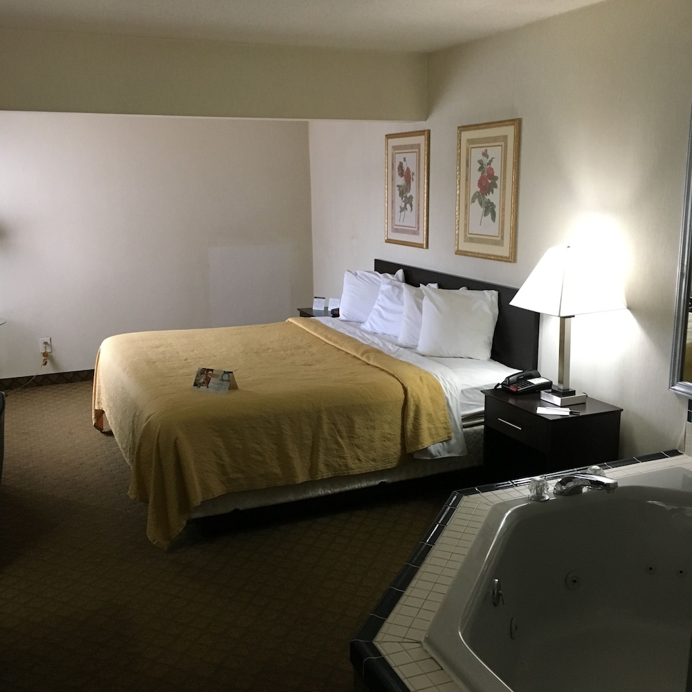 Blisspoint Inn Columbia City 18/34