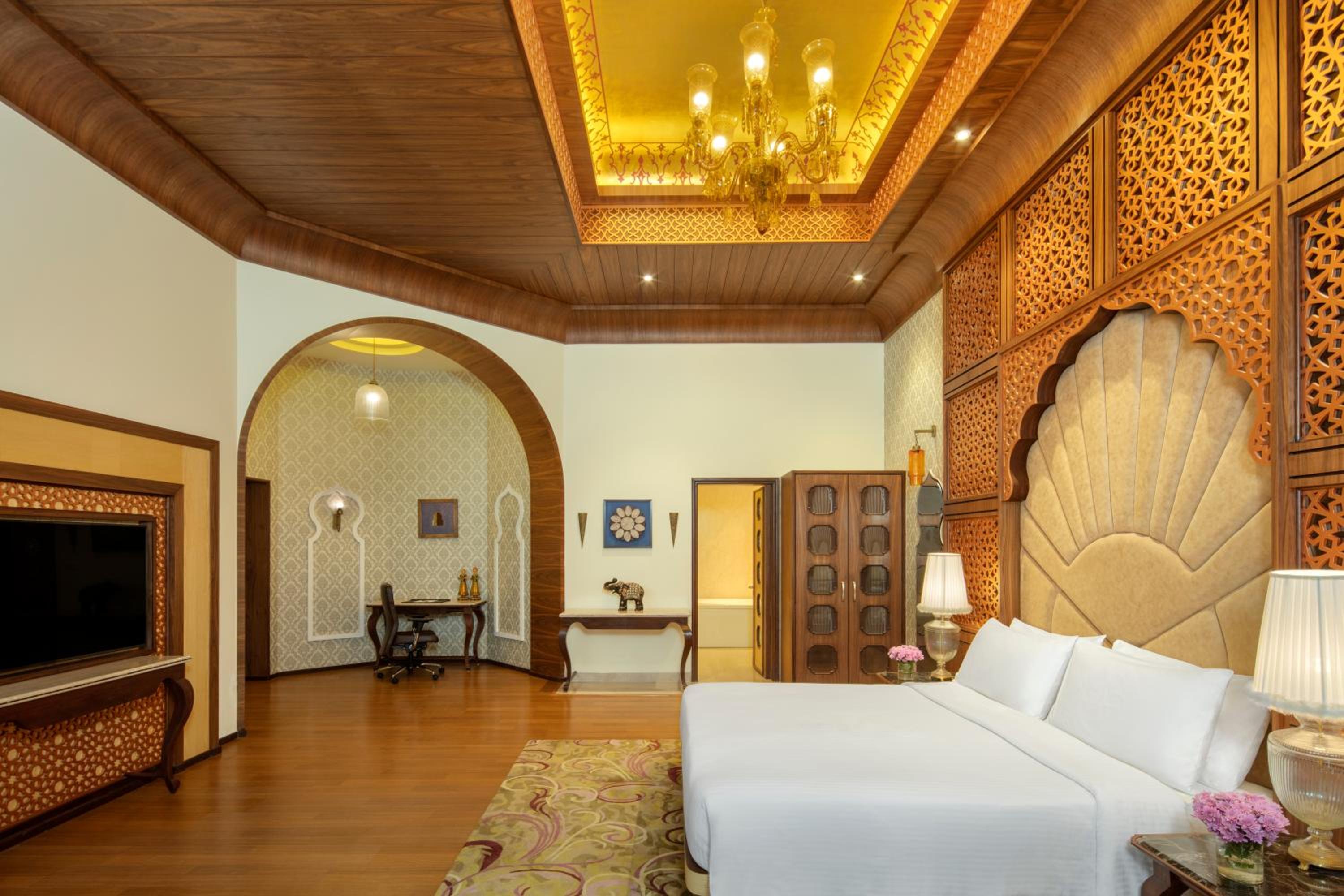 Presidential, Spa, Suite