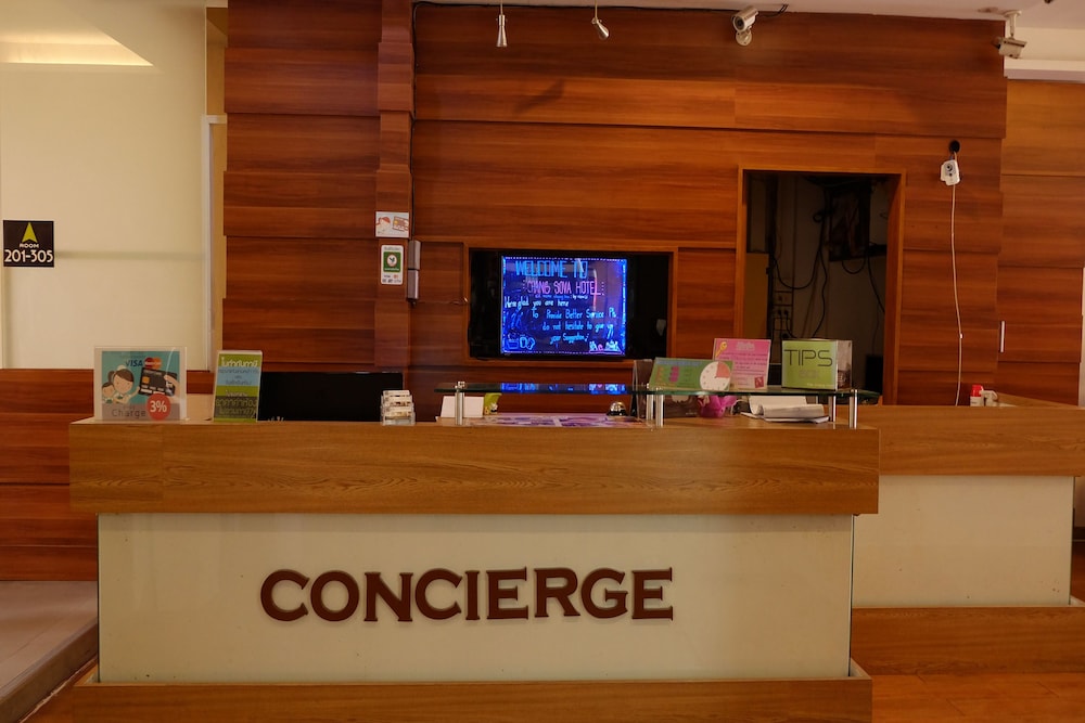 Changsova Hotel 12/36