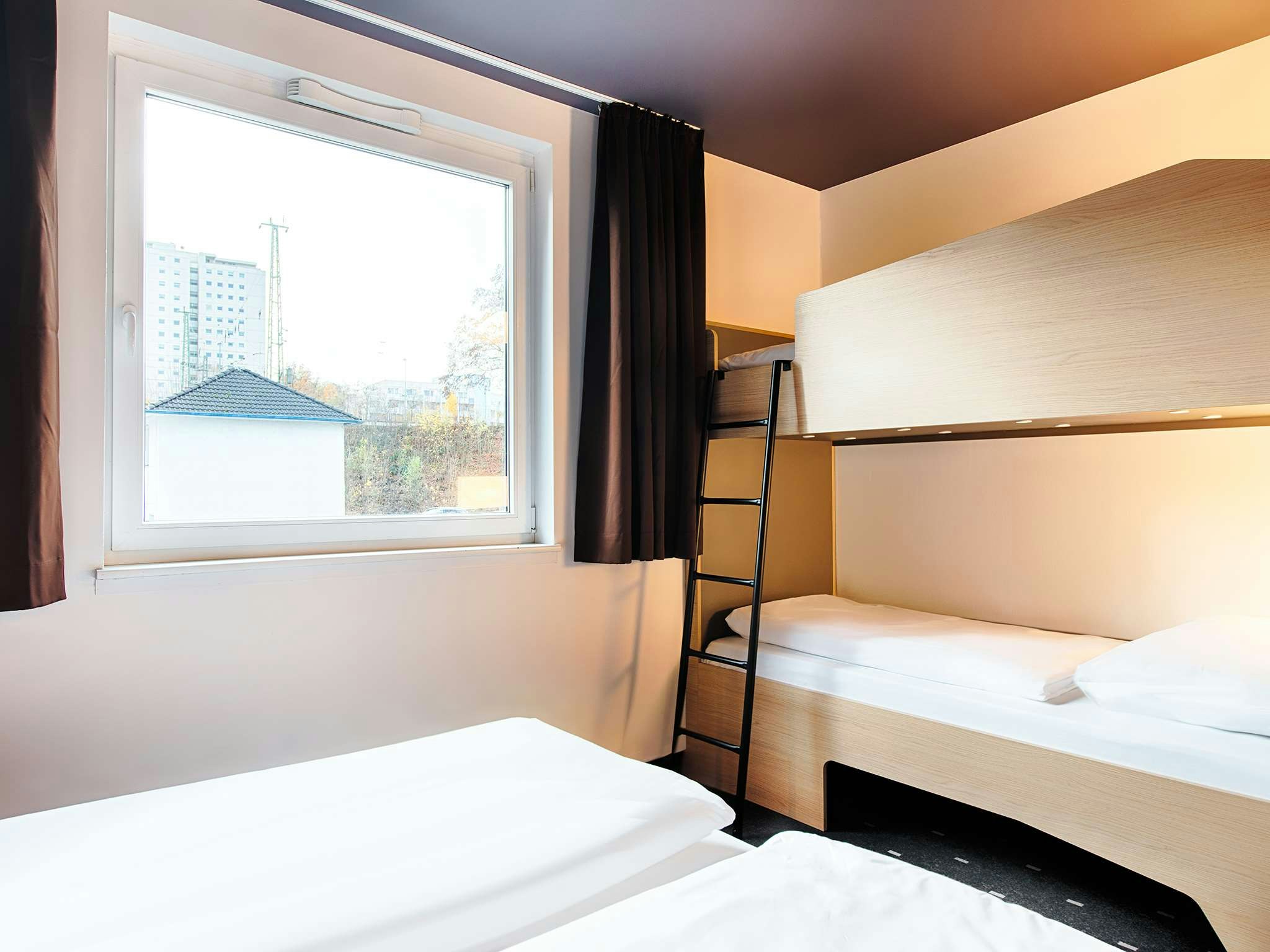 B&B Hotel Kaiserslautern 23/50