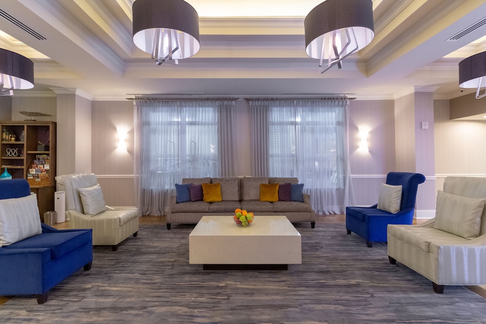 Holiday Inn Express Savannah Historic District 47/74