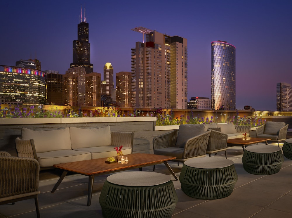 Nobu Hotel Chicago 34/46