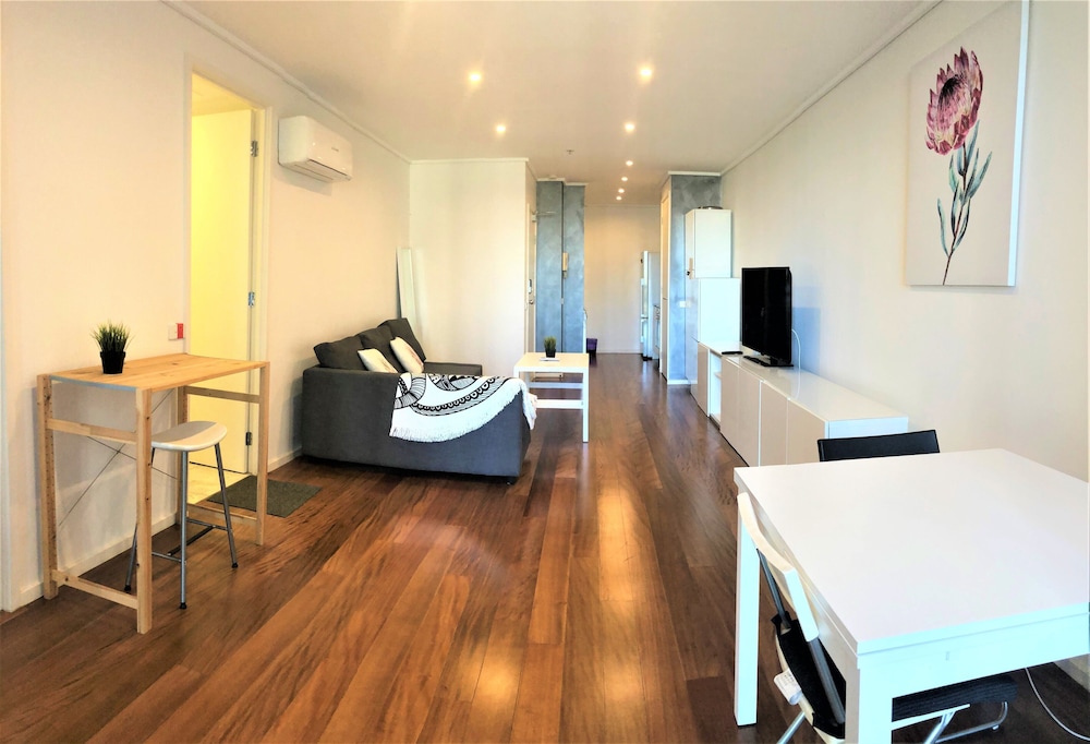 Nook Melbourne 173 City Road 23/71