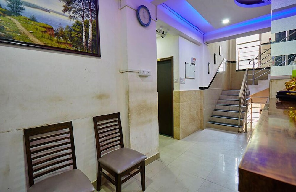 Hotel Galaxy's Vaibhav 25/40
