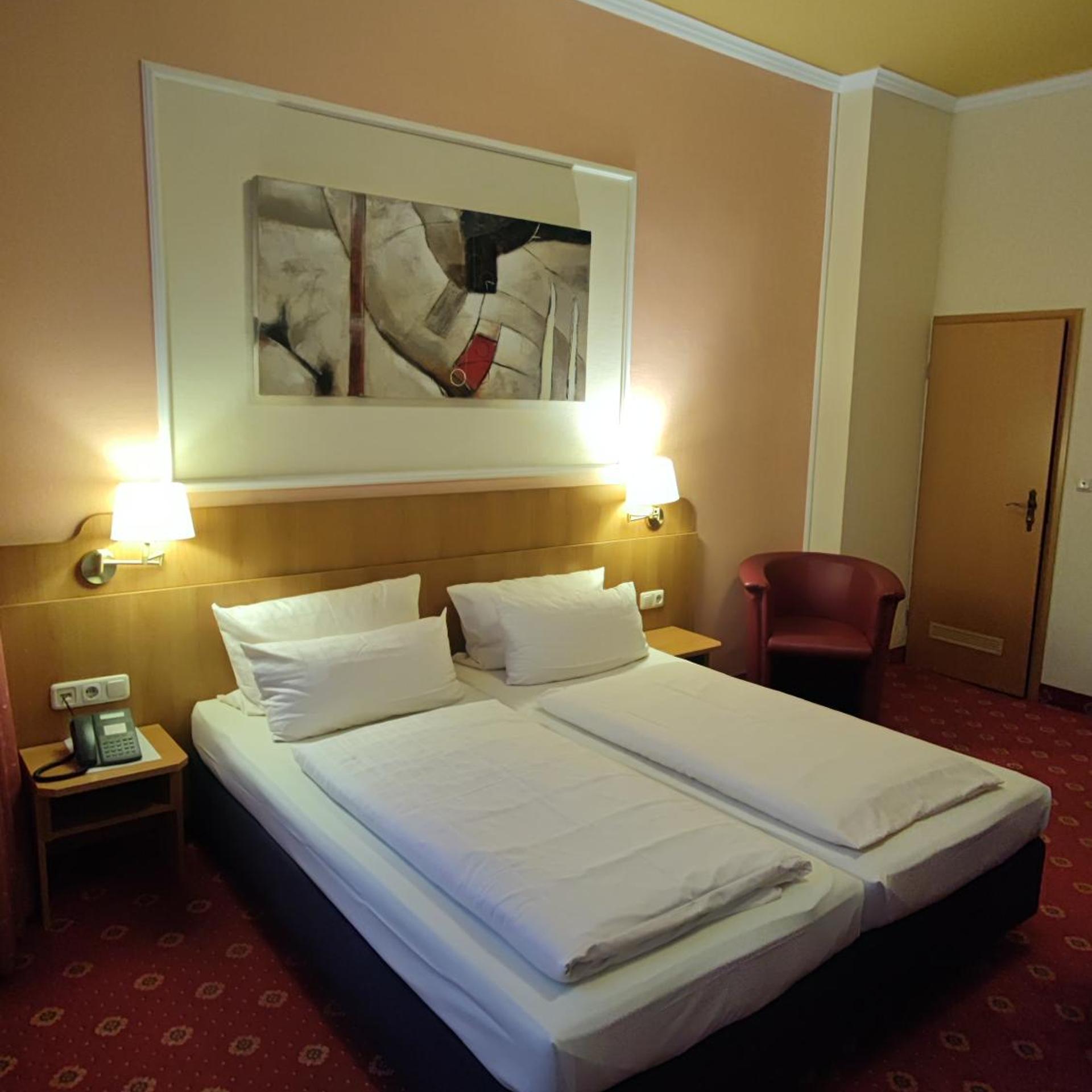 Hotel Konigshof 25/58