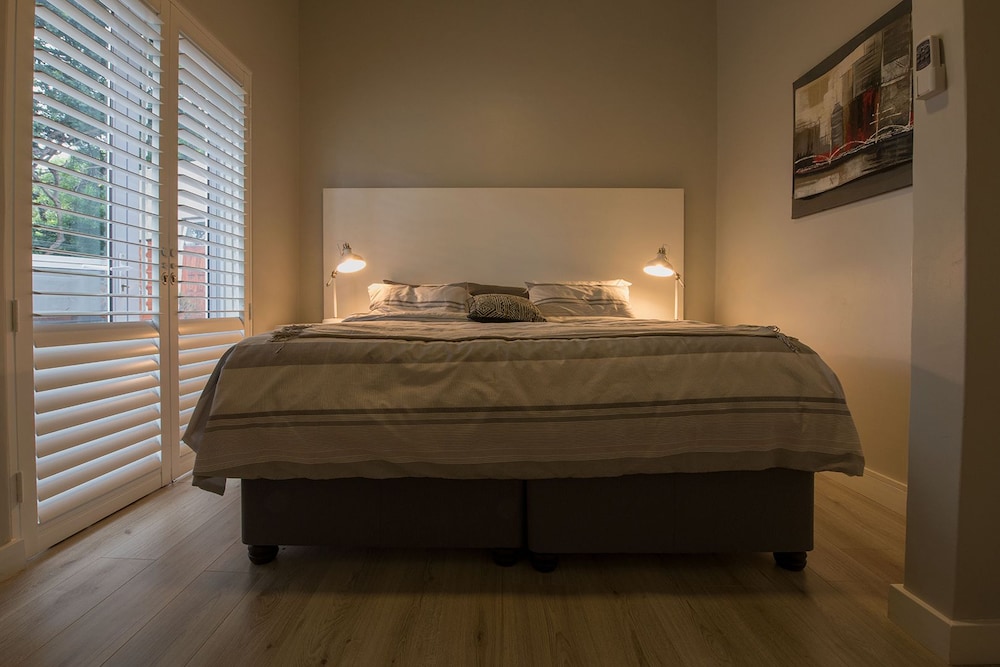 Umhlanga Lodge - Adults Only 11/43