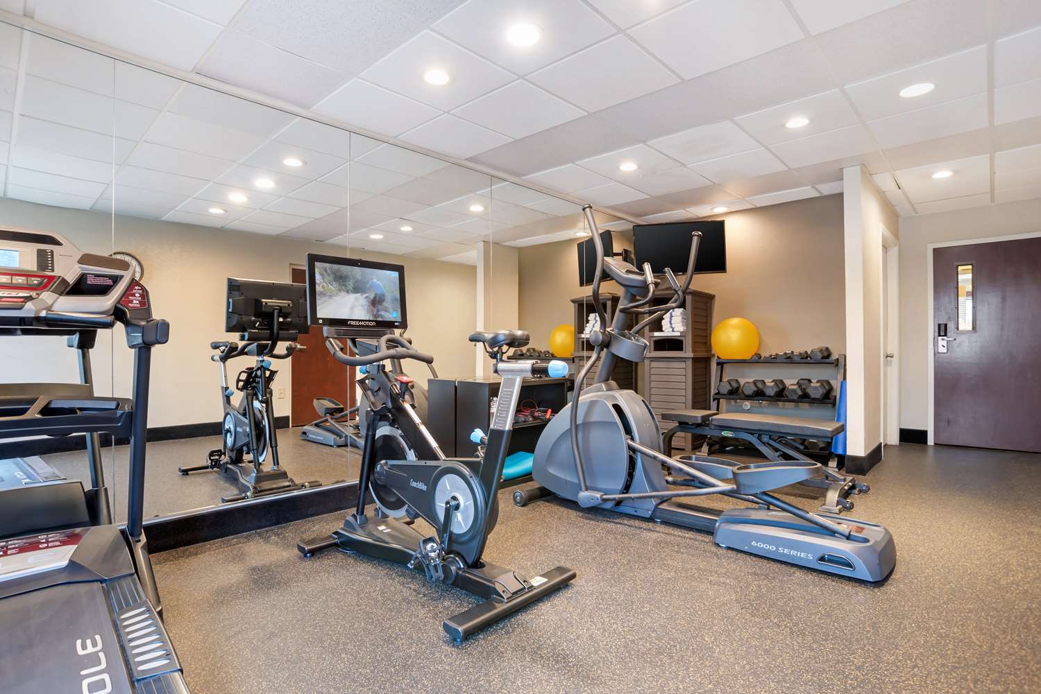 Best Western Plus Oak Mountain Inn 14/29