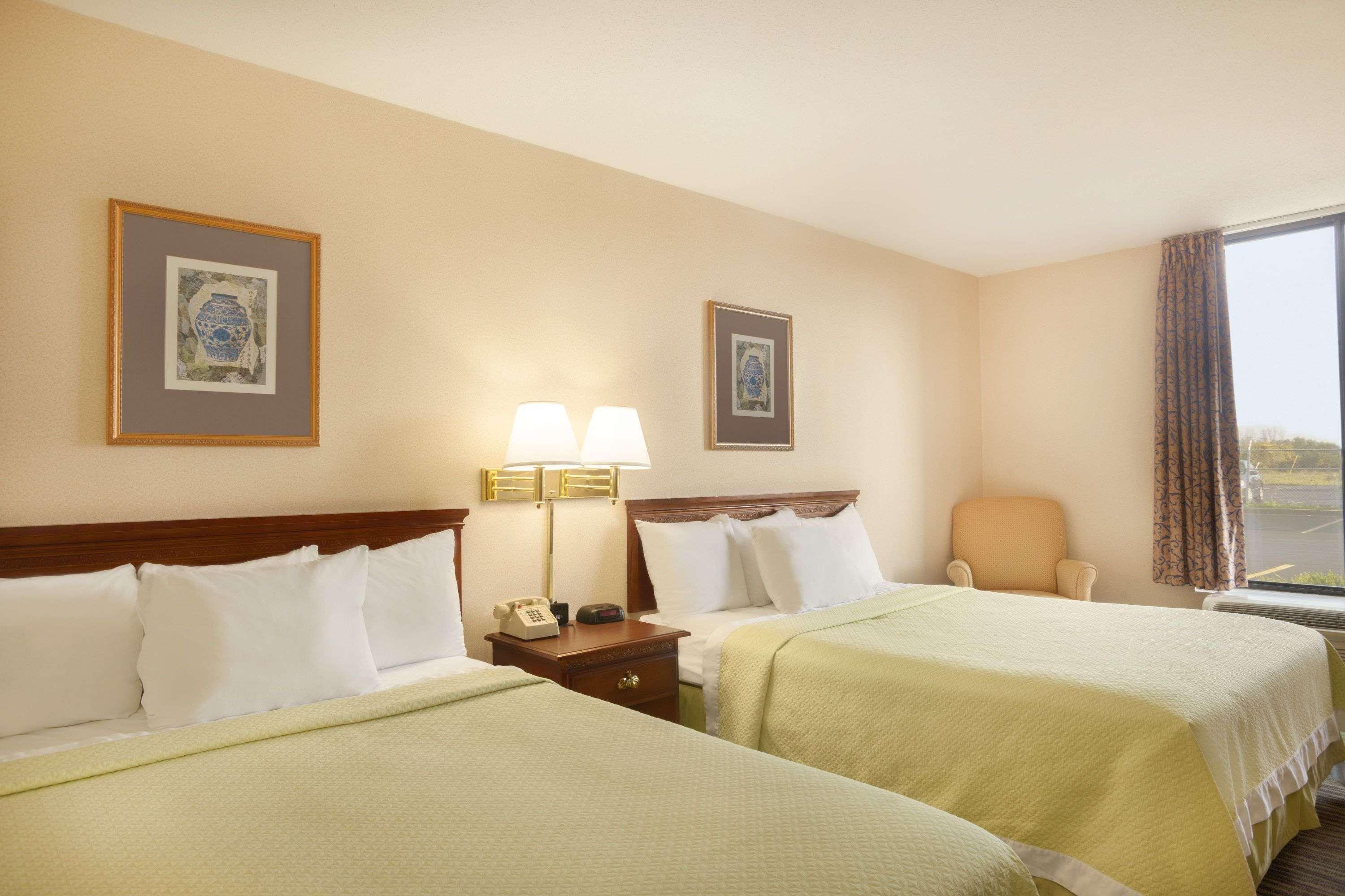 Comfort Inn & Suites Buffalo Airport 6/55