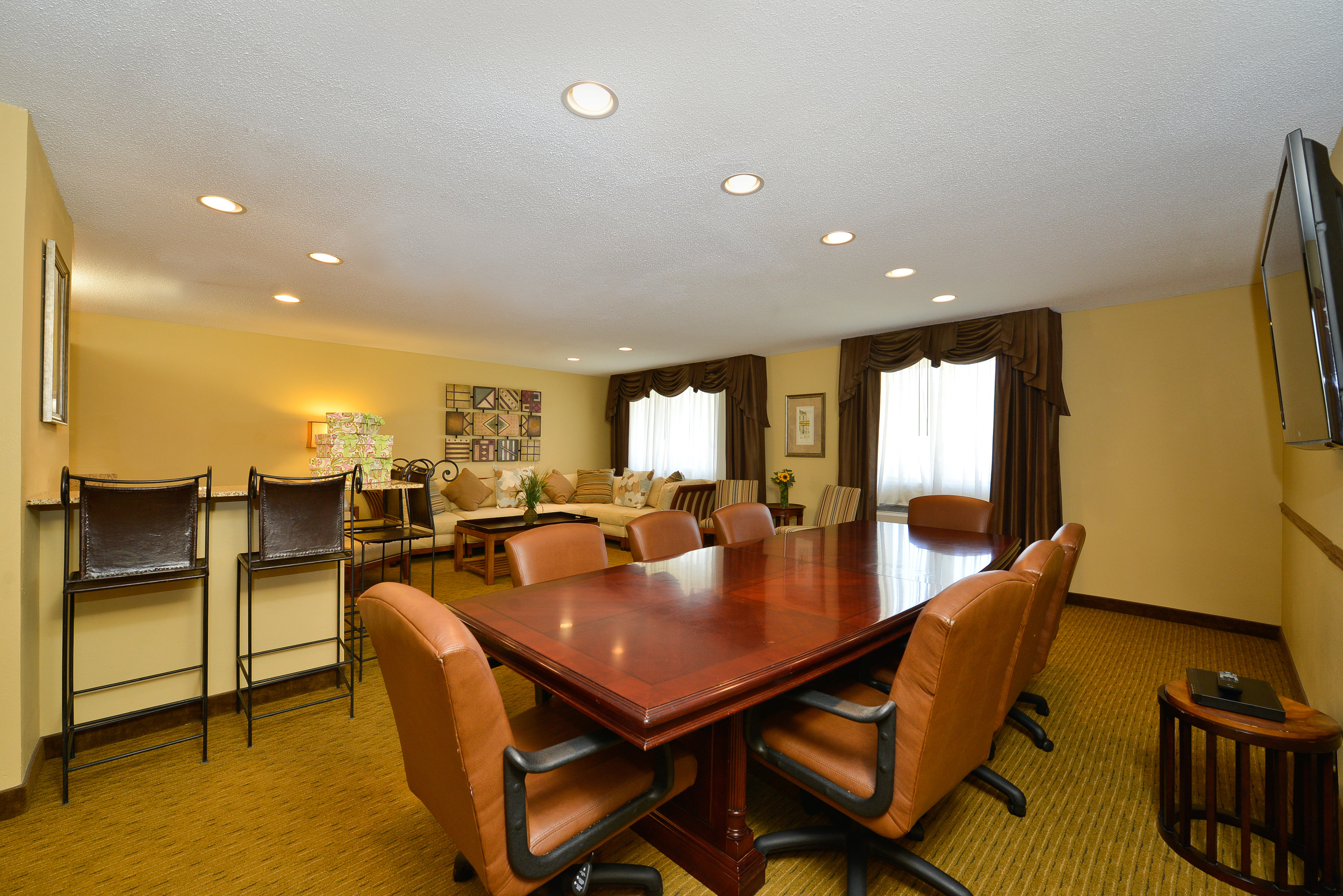 Best Western Plus Dubuque Hotel and Conference Center 22/33