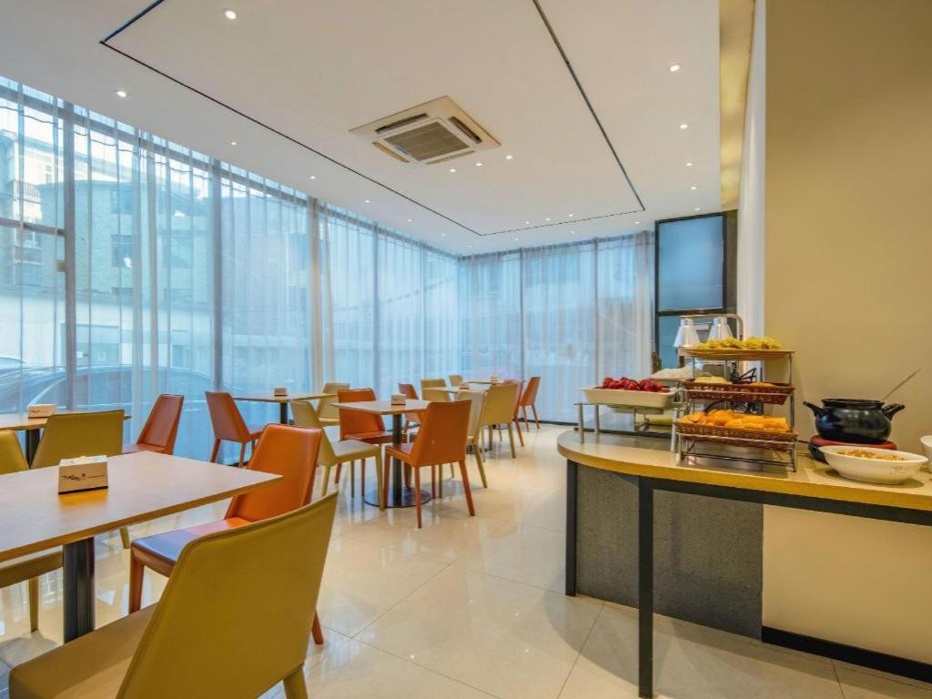City Comfort Inn (Liuzhou YinTai Avenue Ma'anshan) 47/53