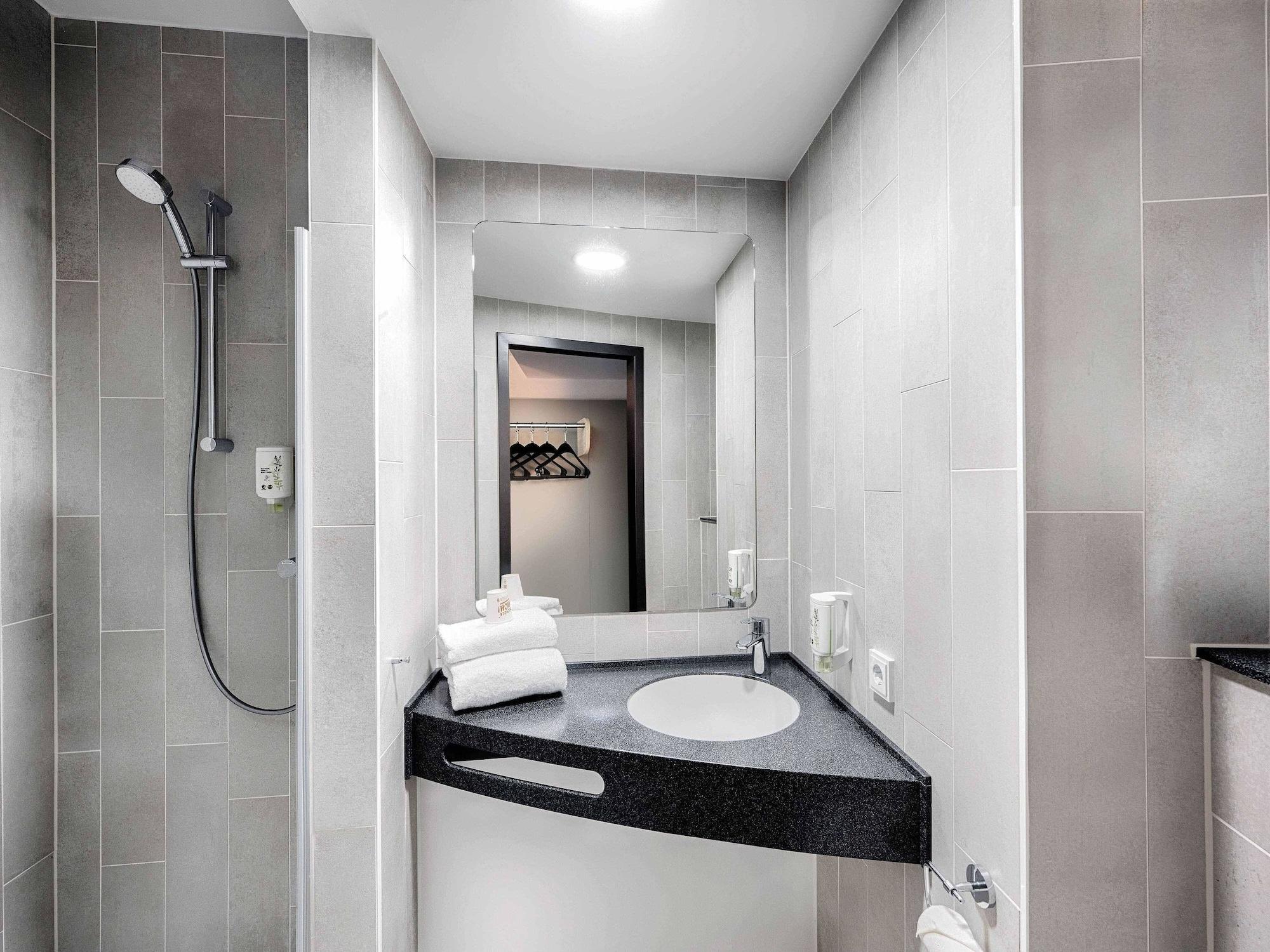 Premium, B&B Hotel Bonn 2/2