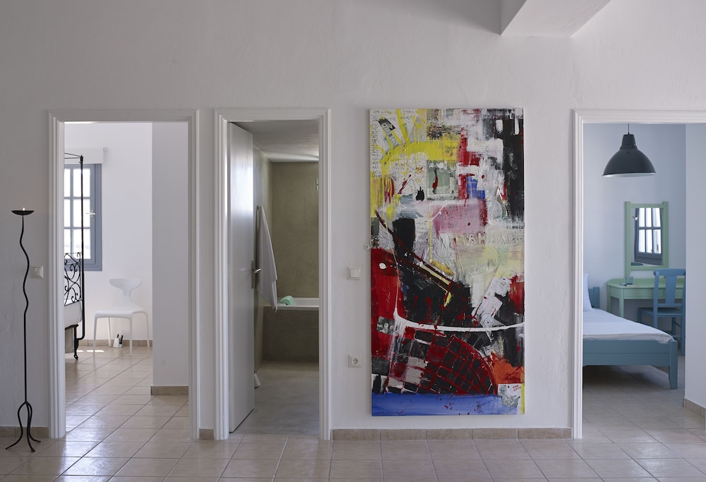 Christou Estate 6/50
