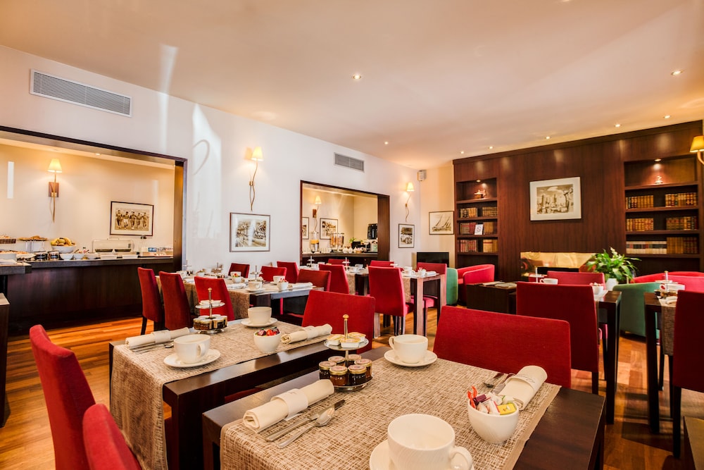restaurant-cafeteria