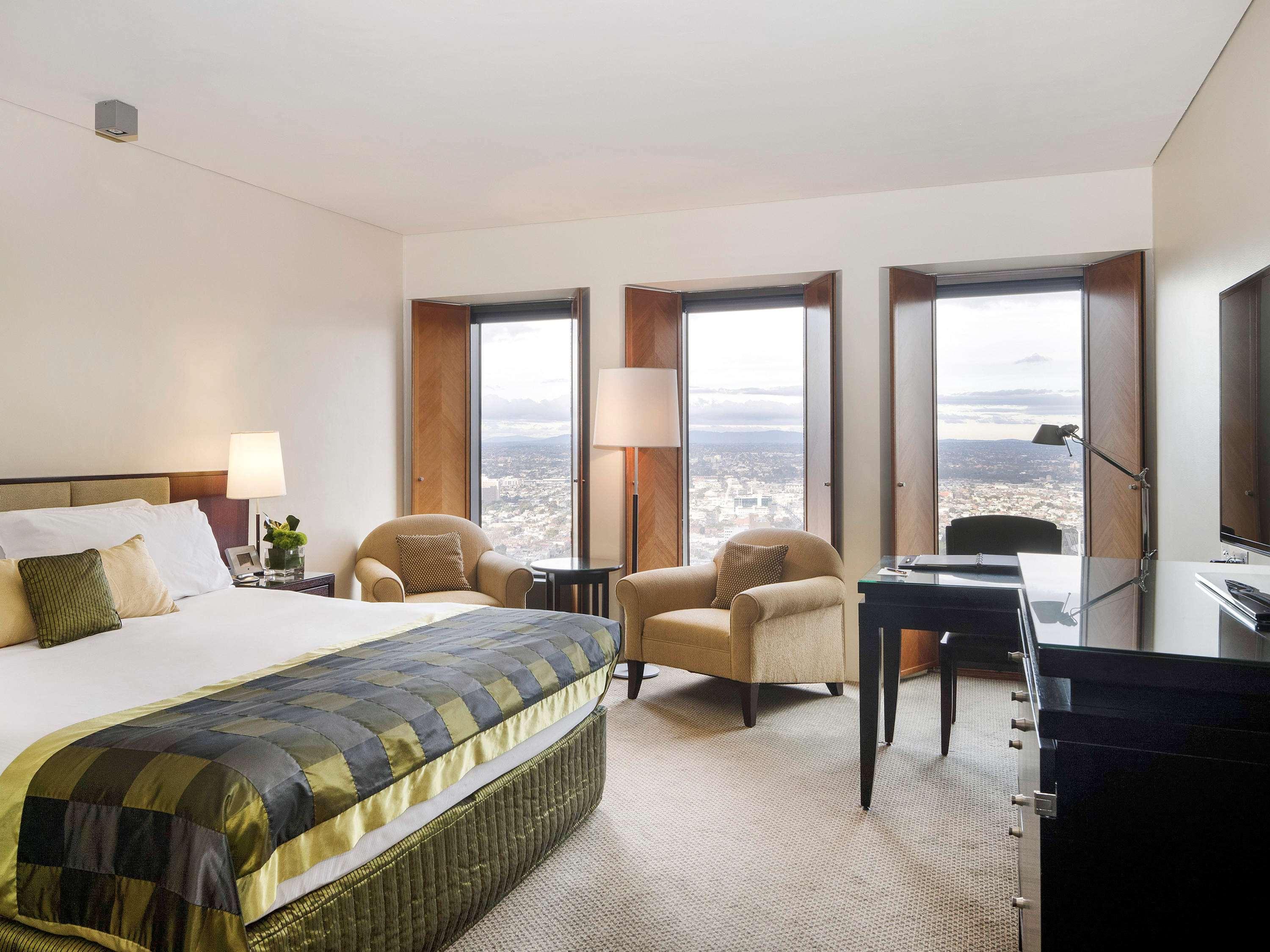 LUXURY, KING BED, CITY VIEW
