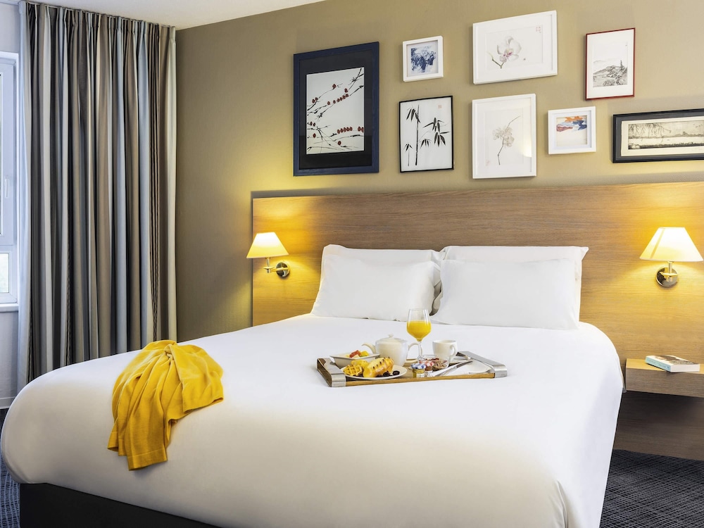 Mercure Forbach 12/49