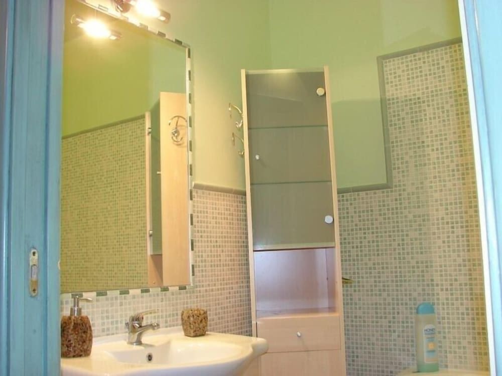 Teatro Bellini Bed Breakfast 32/35