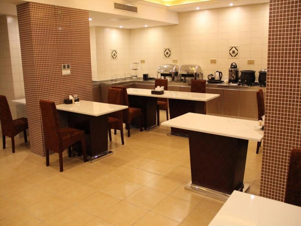 GREENTREE INN NANTONG TONGZHOU SHIJI AVENUE JIANGHAIHUANGDU EXPRESS HOTEL 15/19