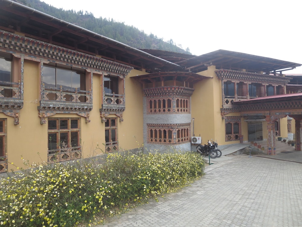 UDUMWARA RESORT 9/50