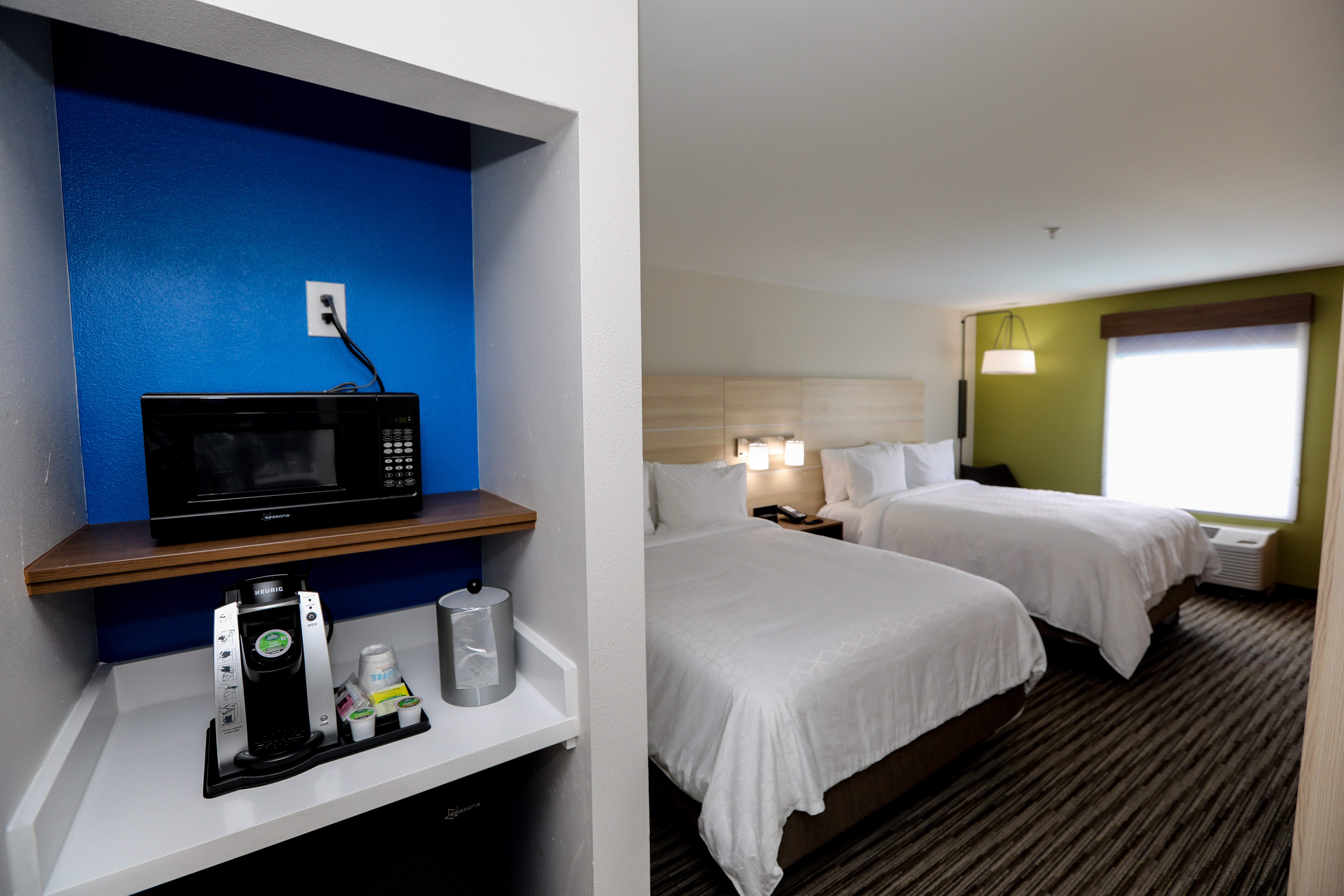 Holiday Inn Express Hillsboro I-35 31/69