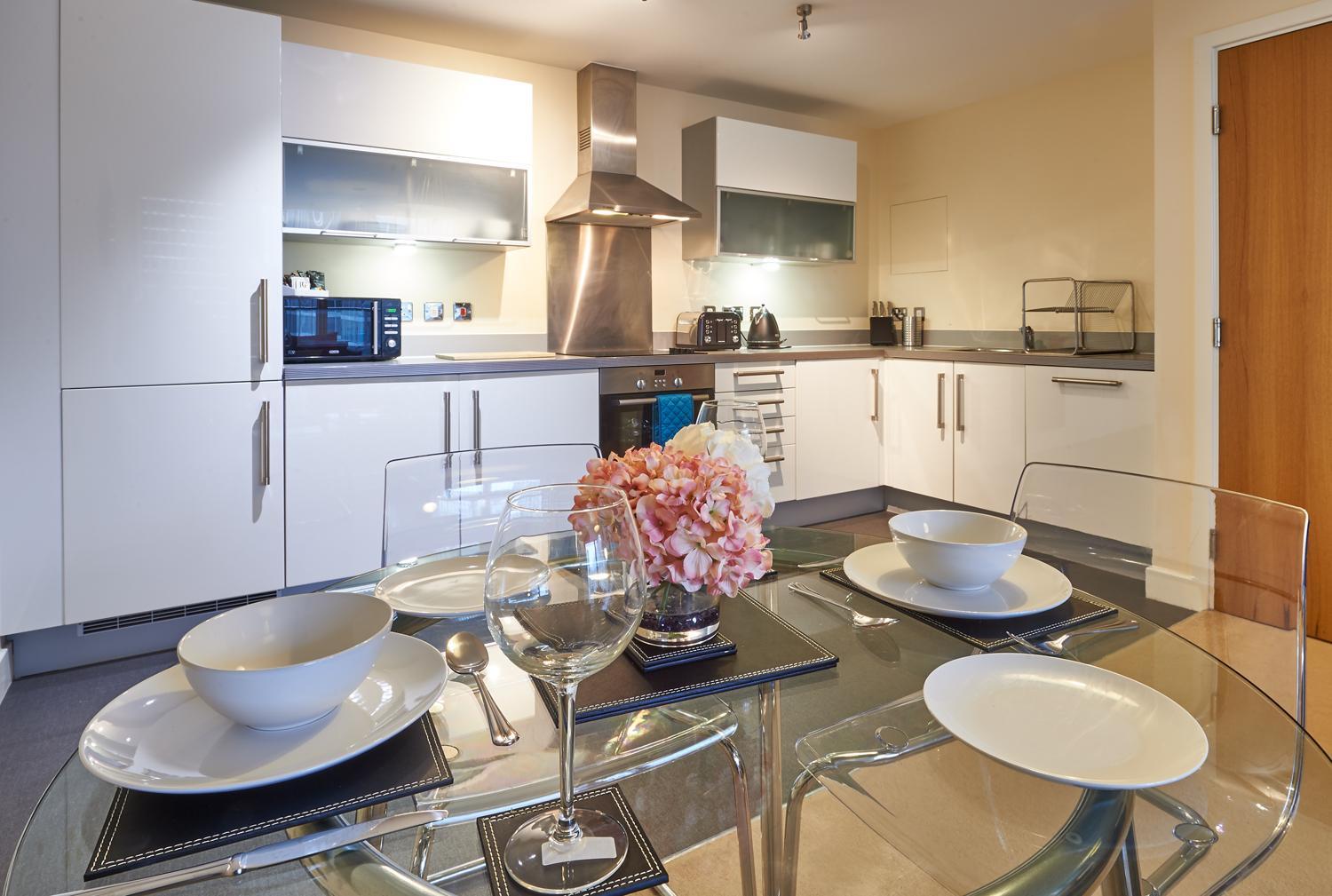 VIZION SERVICED APARTMENTS 32/50