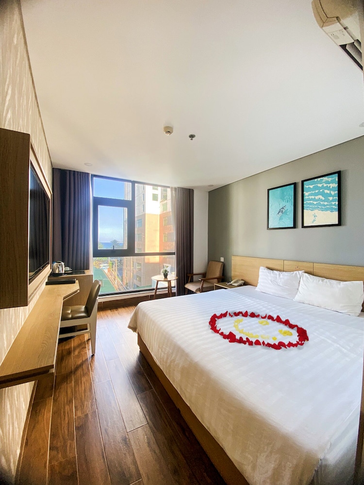 Smile Hotel Nha Trang 3/30