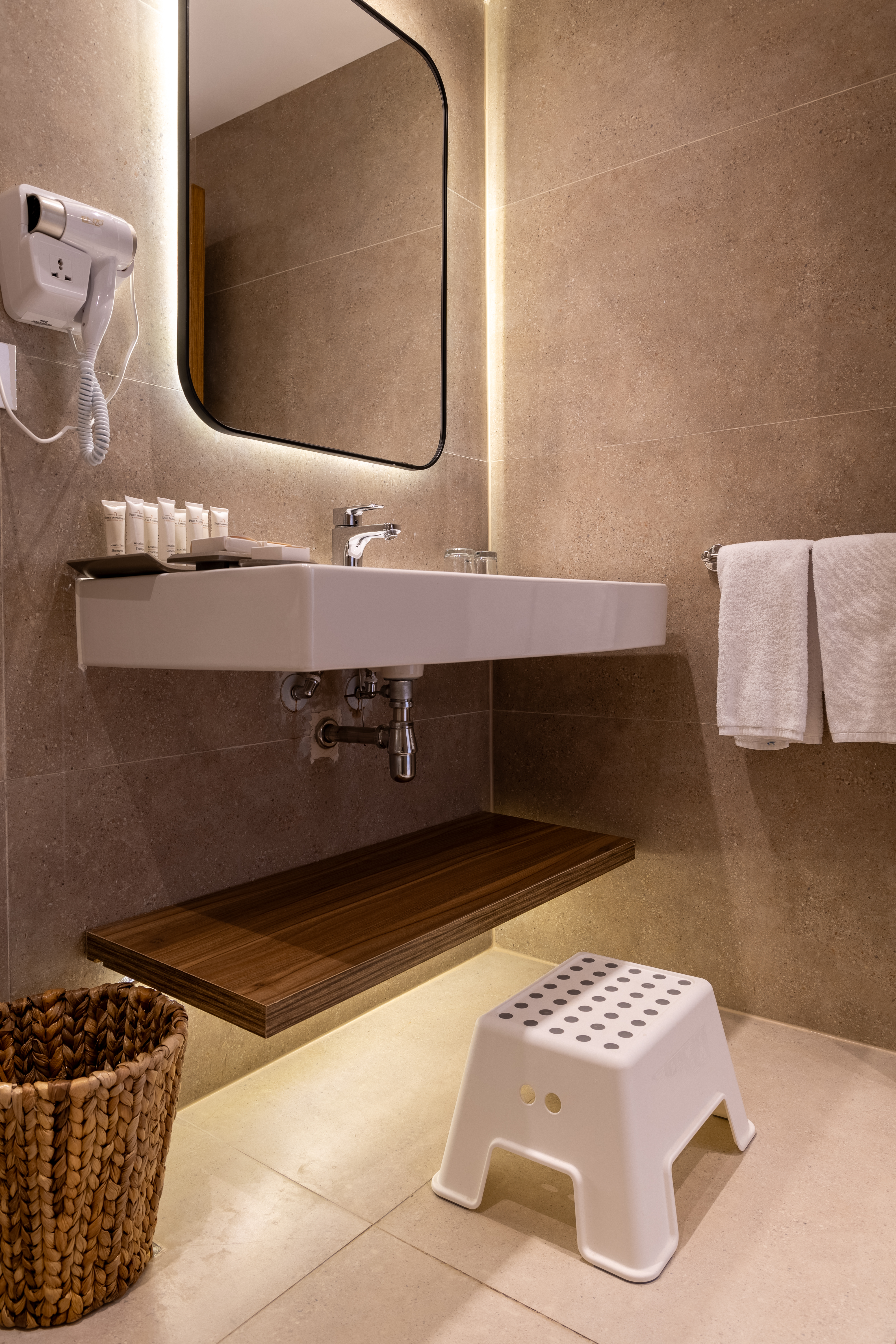 Deluxe, Double Bed, Lateral Side Sea View، Fort Arabesque Beach Resort 3/4