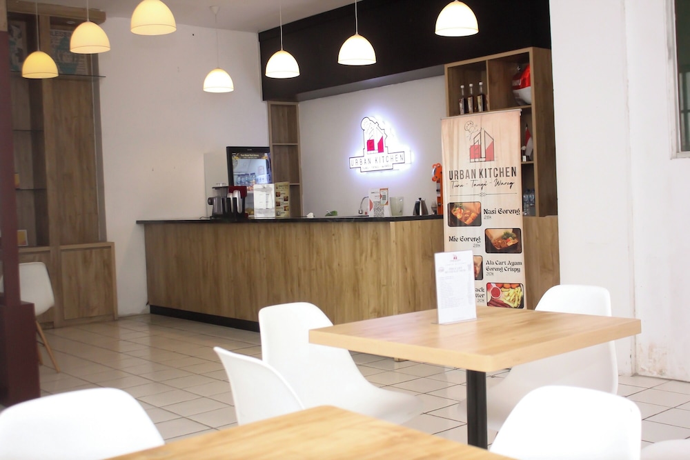 Urban Hotel Serpong by ZUZU 31/89