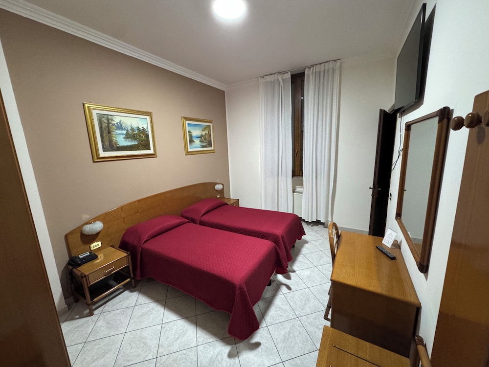 Hotel La Caravella 34/64