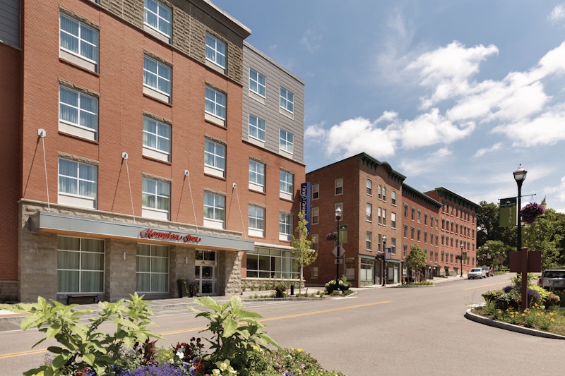 Hampton Inn St Albans Vt 4/32