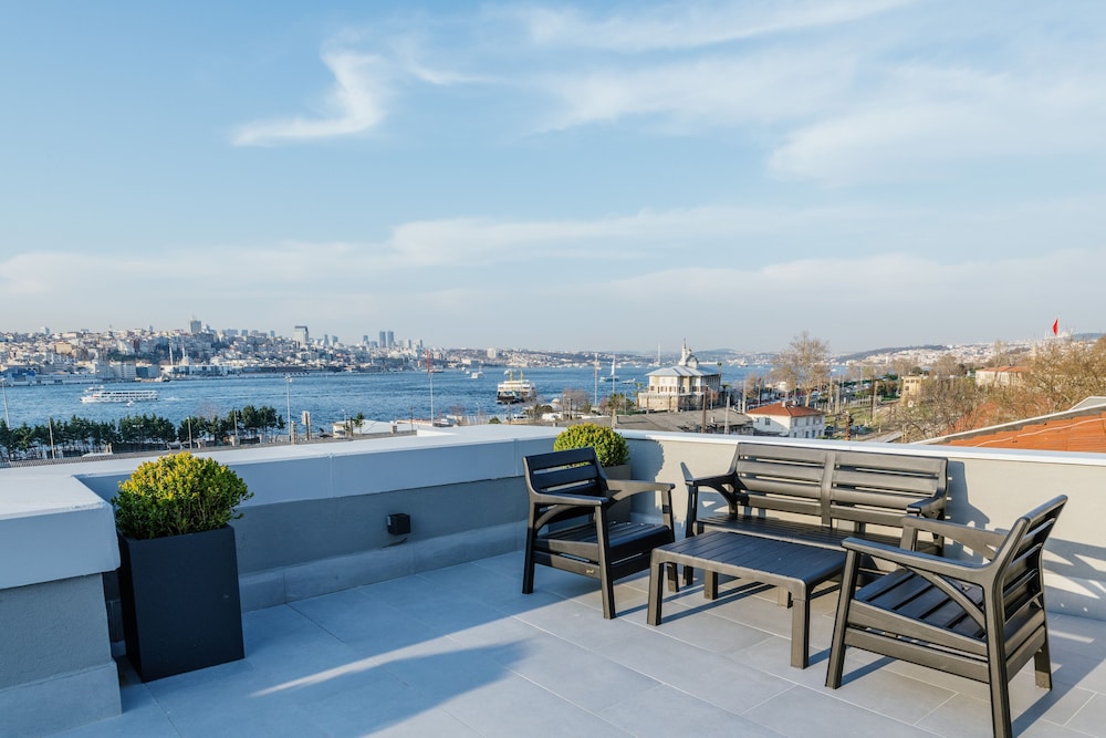 DREAM BOSPHORUS HOTEL 41/44