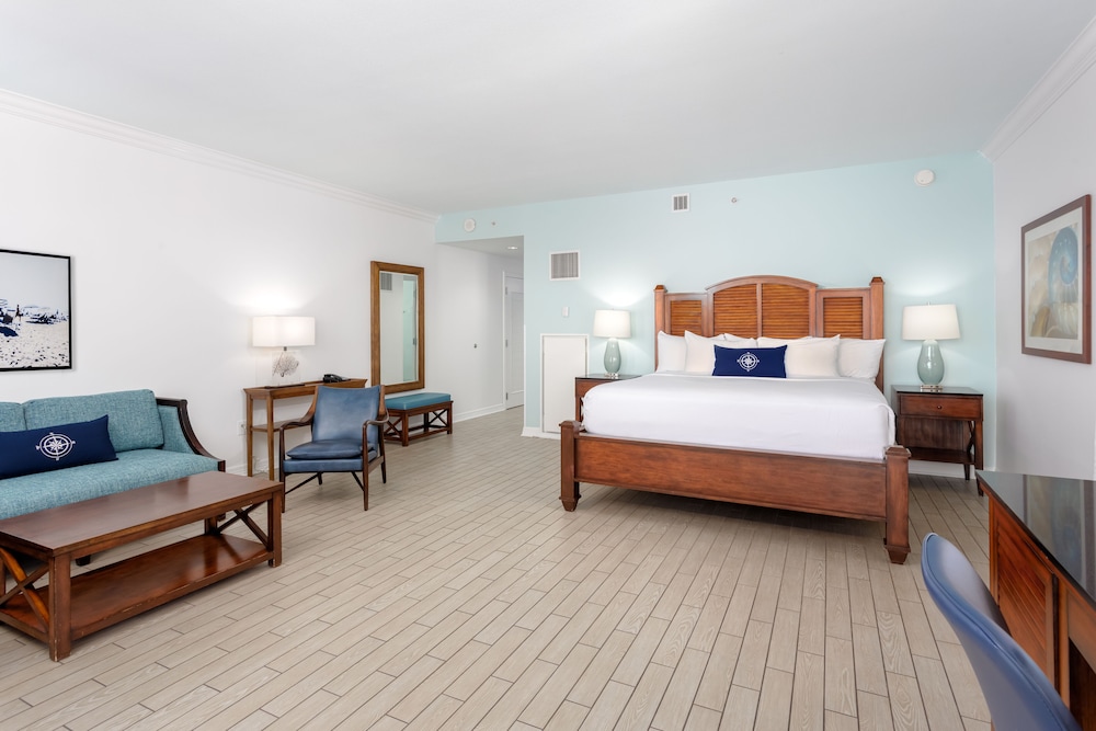Executive, King Bed, Bay Front, Balcony