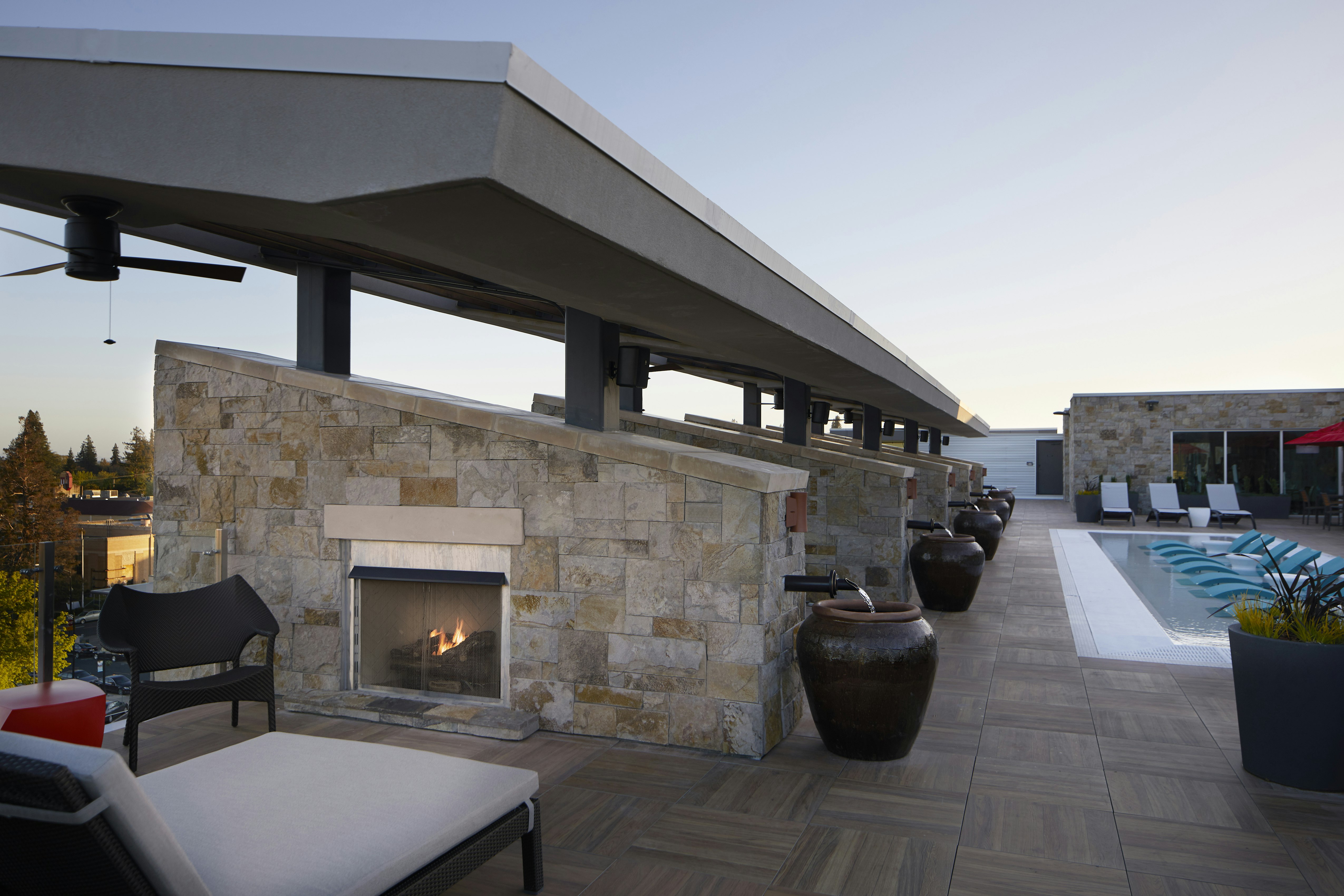 Archer Hotel Napa 2/82