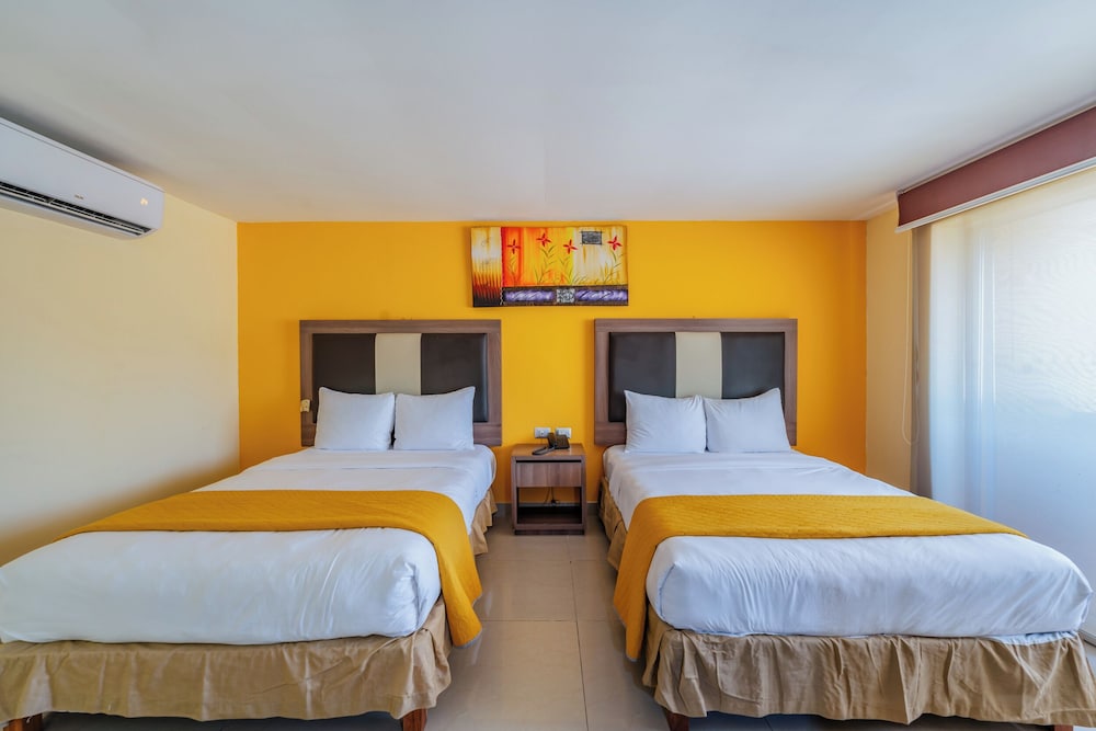 Hotel Plaza Mirador 26/37
