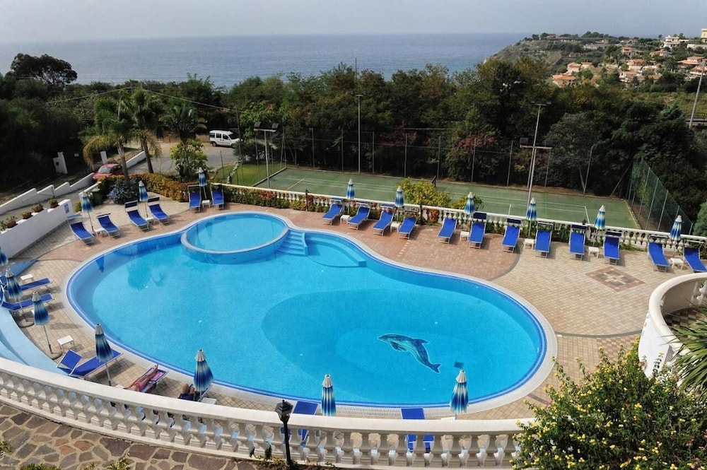 Villaggio Pineta Petto Bianco Hotel 11/60