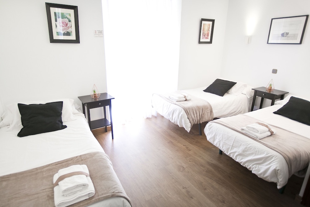 HOSTAL LA BAÑEZANA 9/33
